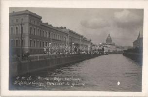 Saint Petersburg, Conseil de guerre / War Council