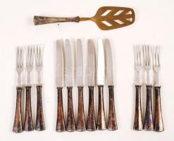 6 db ezüst (Ag) nyelű süteményes villa és kés és süteményes lapát, br: 197 g / Dessert cutlery (6 forks and knives, 1 cake server) with silver handle, 197 g