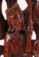 Faragott nemesfa szobor kis hibával, m: 51 cm