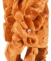 Faragott nemesfa szobor kis hibával, m: 60 cm