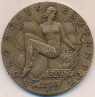 Iván István (1905-1968) 1948. "Boldog új esztendőt kíván / Magyar Állami Pénzverő" Br emlékérem (40mm) T:2