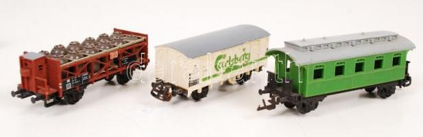 6 db vasúti modell vegyes állapotban