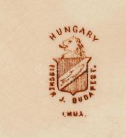 Fischer J. Budapest jelzésű tál, apró lepattanással, d: 31 cm