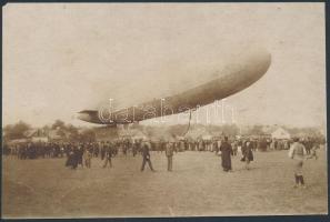 cca 1900 Zeppelin, fotó, 14x9 cm