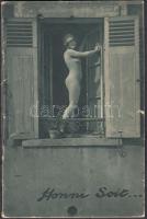 cca 1910-1920 Honni soit..., erotikus fotókat tartalmazó nyomtatvány, 32p