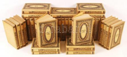 Gárdonyi Géza munkái. 1-40 kötet.
Bp. 1924-1938. Dante. 39 db! Aranyozott kiadói egészvászon-kötésbe...