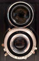 Lubitel 2 fényképezőgép, eredeti tokjában, jó állapotban