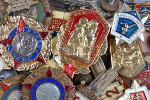 Csehszlovákia ~1960-1970. 28db különféle katonai jelvény T:vegyes Czechslovakia ~1960-1970. 28pcs of different military badges C:mixed