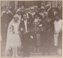 cca 1930 Macsi András fotóriporter: Nagypolgári esküvő. Pecséttel jelzett. Képméret 19x16 cm