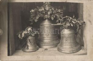 Ismeretlen magyar város, templomharang szentelés photo (fl)