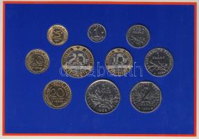 Franciaország 1995. 1c - 20Fr 10db-os forgalmi sor dísztokban, tanúsítvánnyal T:BU France 1995. 1 Centime - 20 Francs collectors set with 10pcs of different coins in original case and with certificate C:BU