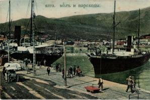 Yalta port, ships