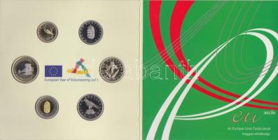 2011. 5Ft-200Ft "Az önkéntesség európai éve 2011" 6klf névértékből álló forgalmi éremszett...