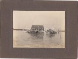 cca 1910 Vízben álló parasztház, Szentendre, kartonra kasírozva, fotó 15x11 cm, karton 17x23 cm