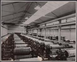 cca 1960 Modern nyomdaüzem nyomóhengerekkel, 15x19 cm