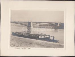 1932 Viosz L.: Szeged, Tisza-híd, művészfólián keresztül készült vintage fotóművészeti alkotás, képméret 11x16 cm, papírméret 17x22,5 cm
