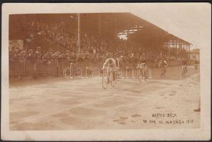 1918 Budapest - Bartos Béla kerékpár versenyző 10 km-es bajnoksága, fotólap feliratozva, 9x14 cm