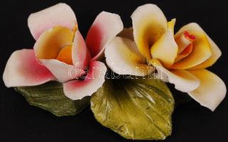 Festett, jelzett Capodimonte biszkvit porcelán rózsa (apró lepattanásokkal) /  Hand painted Capodimonte bisque porcelain rose (with minor faults), 10x6cm