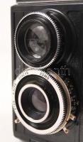 cca 1950 Régi Ljubitel Lomo 2 fényképezőgép, távkioldóval, szép állapotban, tokban /
cca 1950 Ljubit...