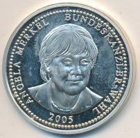 Németország 2005. "Angela Merkel" ezüstözött emlékérem T:BU
Germany 2005. "Angela Mer...