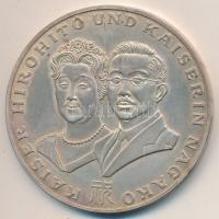 NSZK 1971. "Hirohito császár és Nagako császárné - a japán császári pár látogatása Németországban" nagyméretű Ag emlékérem (100.33g/0.999) T:2,PP (felületi karcos) GFR 1971. "Visit of Emperor Hirohito and Empress Nagako to Germany" large commemorative silver medallion (100.33g/0.999) C:XF,PP scratched