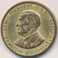 Amerikai Egyesült Államok DN "Franklin D. Roosevelt 1933-1945 / 32. elnök" aranyozott Br zseton T:2- USA ND "Franklin D. Roosevelt 1933-1945 / President 32 Coin" gold plated Br token C:VF