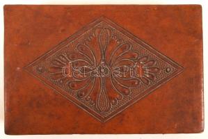 Bőr borítású kártyadoboz, 10×16 cm