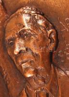 Csíkszentmihályi Róbert (1940-): Áprily Lajos. Bronz, jelzett, két oldalas, d:9,5 cm