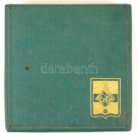 Mladonyiczky Béla (1936-1995): Bétazen. Bronz plakett, két oldalas, jelzett, d:9,5 cm