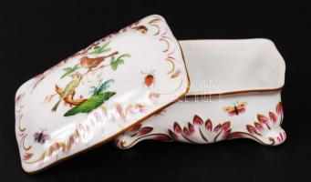 Herendi Rothschild mintás dobozka, kézzel festett, hibátlan, jelzett (koronás), 11×7,5 cm, m:4,5 cm/...