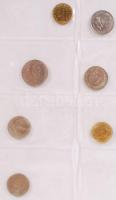 Hobbi gyűjtemény albumba rendezve magyar és külföldi fémpénzekkel, tokban T:vegyes