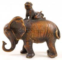 Elefánt réz szobrocska majommal, réz hamutartó tál