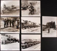 A II. világháború végnapjai 16 db fotónagyítás kemény kartonon / World War II. on photos 25x21 cm