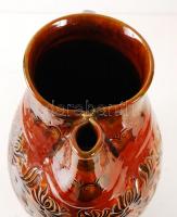 Jelzett nagy méretű díszkancsó és tányér, gazdagon díszített, mázas kerámia, hibátlanok, m:36 cm, d:...