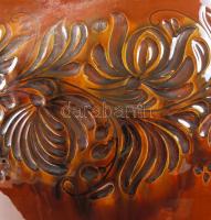 Jelzett nagy méretű díszkancsó és tányér, gazdagon díszített, mázas kerámia, hibátlanok, m:36 cm, d:...