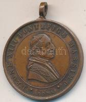 Olasz Államok / Pápai Állam ~1880. "XIII. Leó" Br emlékérem füllel (25mm) + ~1925. "XI. Pius" ezüstözött fém medál füllel (21mm) + Németország DN "Brémai Evangélikus Templom - arany lakodalomhoz" aranyozott fém emlékérem (75mm) T:2 Italian States / Papal States ~1880. "Pope Leo XIII" Br medallion with ear (25mm) + ~1925. "Pope Pius XI" silver plated medallion with ear (21mm) + Germany ND "Die Bremische Evangelische Kirche - Zur goldenen Hochzeit" gold plated commemorative medallion (75mm) C:XF