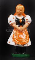 Népviseletes lány, kézzel festett, máz hibákkal, jelzés nélkül, m:16 cm