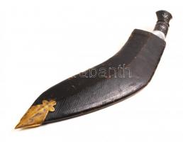 Nepáli "Kukri" tőr, eredeti bőr hüvelyében, h:39 cm