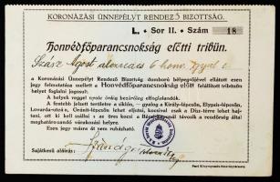 1916 IV. Károly király koronázása. Fotó a várakozókról, hozzá Szász Ágoston alezredes nevére szóló b...