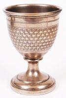 4 db különböző fémtárgy (gyertyatartó, Braunschweig kupa, kanál)