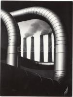 cca 1970-1980 Gebhardt György (1910-1993): Hőerőmű, vintage fotómontázs, jelzetlen, a szerző hagyatékából, 24x18 cm.