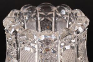 Ólomkristály talpas váza, csiszolt, hibátlan, karcolások az alján, m:18 cm