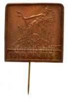 1914. Május 1. "A Munka Ünnepe" fém kitűző T:2