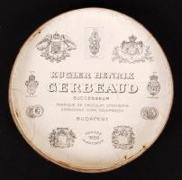 cca 1900 Kugler Henrik Gerbaud Cs. és Kir. Udvari Cukrászda és Csokoládé-Gyár fém dobozkája, d: 7 cm...