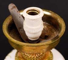 Kézzel festett kerámia lámpatest, fém elemekkel, jó állapotban, kifúrt, m:29 cm