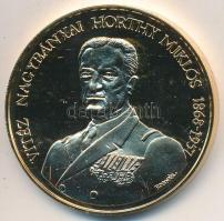 Bognár György (1944-) 1993. "Vitéz Nagybányai Horthy Miklós / Itthon hazai földben" aranyozott emlékérem dísztokban (42,5mm) T:BU