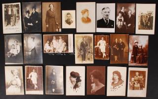 cca 1910-1940 22 db vegyes fotólap méretű fotó