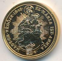 DN "Magyar aranypénzek utánveretben - V. Ferdinánd dukát" aranyozott bronz emlékérem (5.5g...
