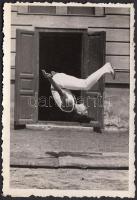 cca 1940 Szaltó, jelzetlen fénykép, 8x5 cm