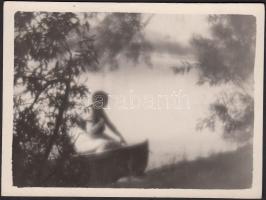 cca 1920-1930 Kerny István (1879-1963): Városligeti romantika, pecséttel jelzett lágyított vintage fotó, 9x12 cm